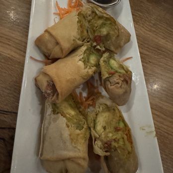 BJ's Restaurant & Brewhouse - Avocado Egg Rolls amazing - New American Near Me - West Palm Beach, Florida