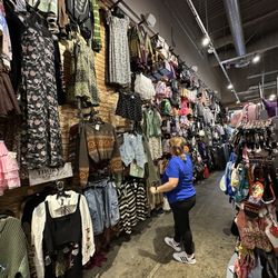Hot Topic
