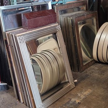 Da Warehouse - So many mirrors - Furniture Stores Near Me - Kahului, Hawaii Da Warehouse - So many mirrors - Furniture Stores Near Me - Kahului, Hawaii