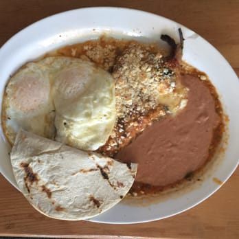 Tune-Up Cafe - Chile relleno breakfast is muy delicioso - New Mexican Cuisine Near Me - Santa Fe, New Mexico Tune-Up Cafe - Chile relleno breakfast is muy delicioso - New Mexican Cuisine Near Me - Santa Fe, New Mexico