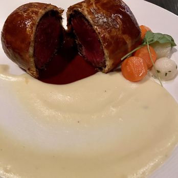 Gordon Ramsay Hell's Kitchen - Chateaubriand - Steakhouses Near Me - Stateline, Nevada