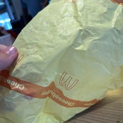 McDonald's - This is a cheeseburger w no cheese