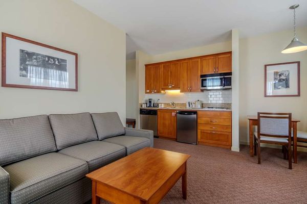 Best Western Plus Chemainus Inn by null