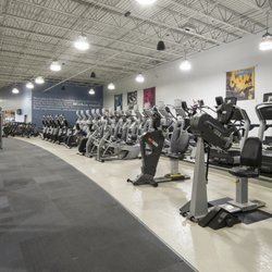 Gym equipment at South Tulsa Genesis
