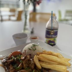 El Pollo Taco Peruvian Cuisine - Lomo Saltado