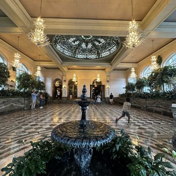 Casa Loma - Museums Near Me - Toronto, Ontario