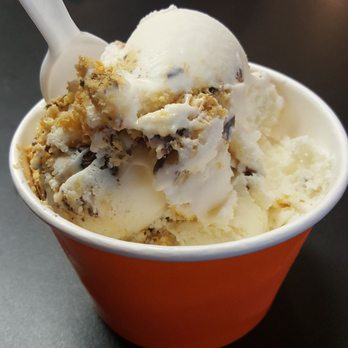 Cabarrus Creamery - Moonpie ice cream - Ice Cream & Frozen Yogurt Near Me - Concord, North Carolina Cabarrus Creamery - Moonpie ice cream - Ice Cream & Frozen Yogurt Near Me - Concord, North Carolina