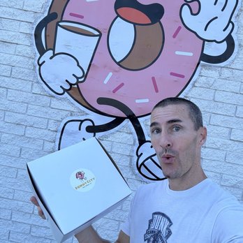 Donut City - Donut City - Bakeries Near Me - Seal Beach, California