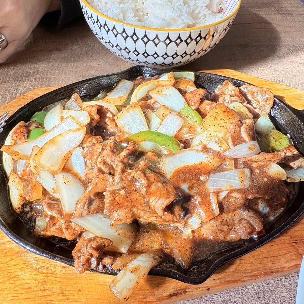 Thai Manao - Peppered Black Pepper Beef黑椒牛柳 - Thai Near Me - Fredericton, New Brunswick