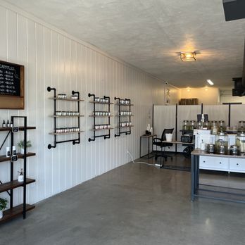 Bumble Bee Botanicals - Tobacco Shops Near Me - Carlsbad, California Bumble Bee Botanicals - Tobacco Shops Near Me - Carlsbad, California