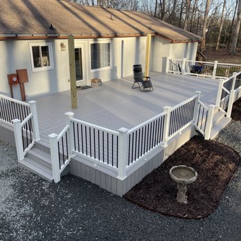 Berg Custom Builds - After deck and siding install. - General Contractors Near Me - Mint Hill, North Carolina Berg Custom Builds - After deck and siding install. - General Contractors Near Me - Mint Hill, North Carolina