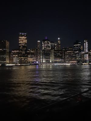 Pier 11 / Wall St. by null