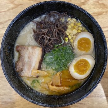 Tanoshii Ramen - Tonkotsu Ramen. - Ramen Near Me - New York, New York