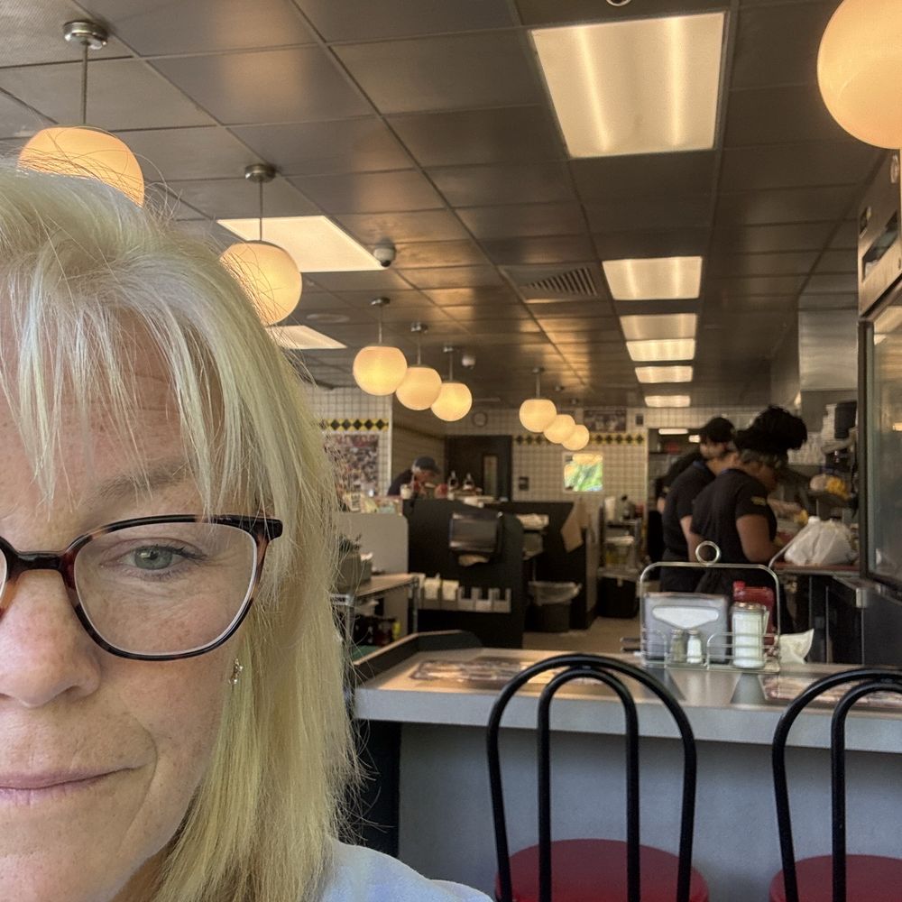 Waffle House - Crew working hard! - Diners Near Me - Pensacola, Florida