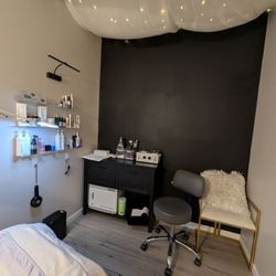 Skin Lab Lounge