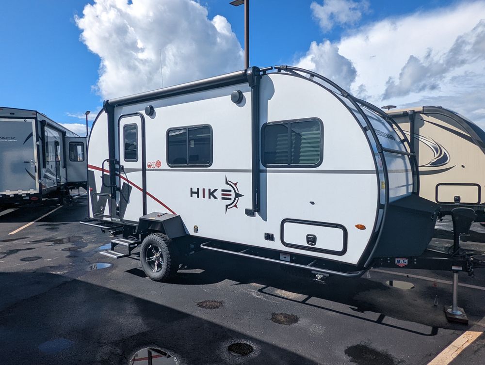 FRANCO’S FLEET Updated July 2024 37118 5th Ave SW, Federal Way