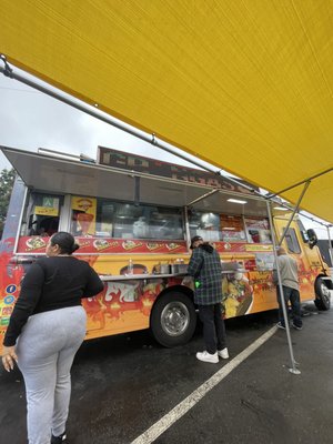 Tamix Mexican food truck by null