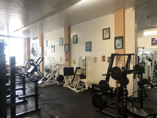 Photo of Diego's Power Alley Gym - Oakland, CA, US. Equipment
