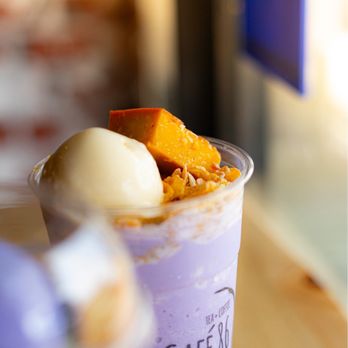 Cafe 86 - Upside down - Desserts Near Me - Burbank, California Cafe 86 - Upside down - Desserts Near Me - Burbank, California