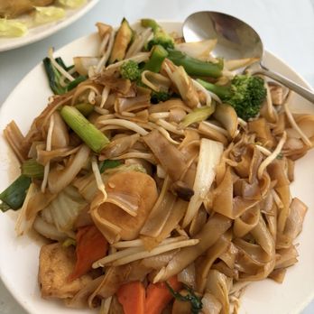 Loving Hut - Chow fun - Vegan Near Me - Elk Grove, California Loving Hut - Chow fun - Vegan Near Me - Elk Grove, California
