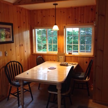 Deep Forest Cabins - Cozy little dining table - Guest Houses Near Me - Ashford, Washington