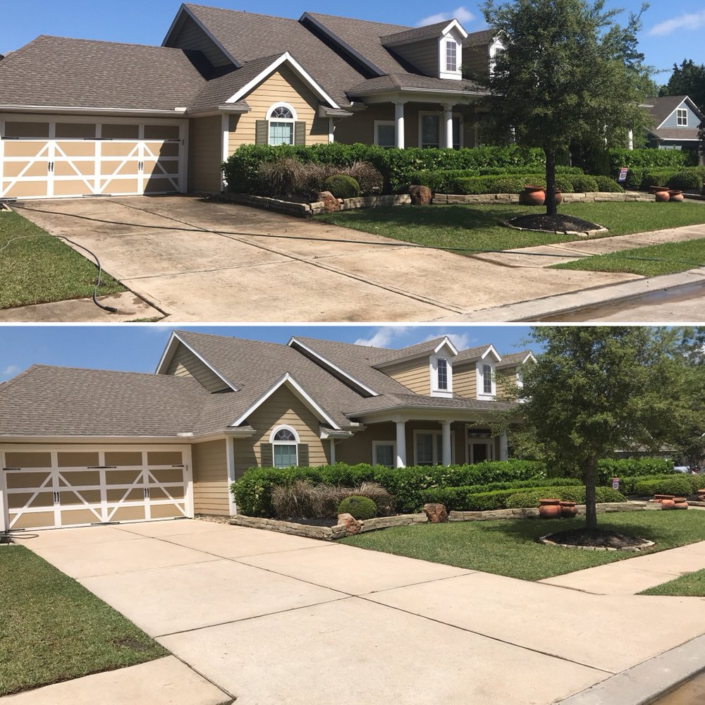 Slide of Woodlands Roof Cleaning & Pressure Washing