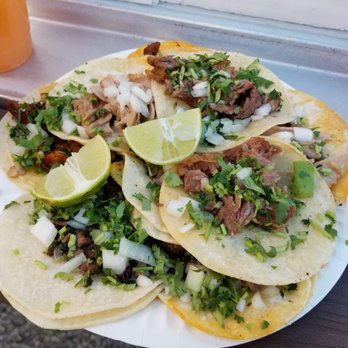 Taqueria La Quebrada - Food Trucks Near Me - Seattle, Washington