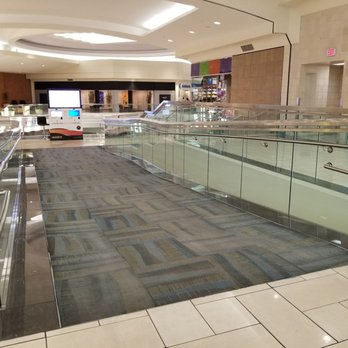 Meadows Mall - Carpeted, inclined walkways - Shopping Centers Near Me - Las Vegas, Nevada
