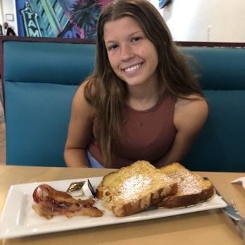 Samaria Cafe - French Toast and Slice of Bacon - Breakfast & Brunch Near Me - Tampa, Florida Samaria Cafe - French Toast and Slice of Bacon - Breakfast & Brunch Near Me - Tampa, Florida