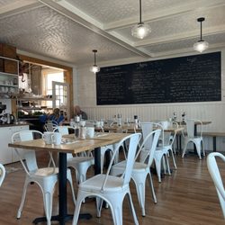 Bistro Mirepoix