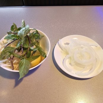 Pho Thin Ha Noi - Usual Pho sides + vinegared onions - Vietnamese Near Me - Milpitas, California