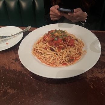 Zefferelli's - Linguine puttanesca - Italian Near Me - Vancouver, British Columbia Zefferelli's - Linguine puttanesca - Italian Near Me - Vancouver, British Columbia