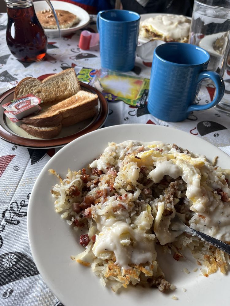 POP’S KITCHEN 310 Railroad St, Belfry, Montana Breakfast & Brunch