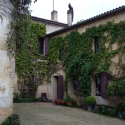 Vignobles Degas - Une infime partie de la propriété de Marie José.
