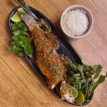 Khom Loi - Crispy fried rock fish - Thai Near Me - Sebastopol, California