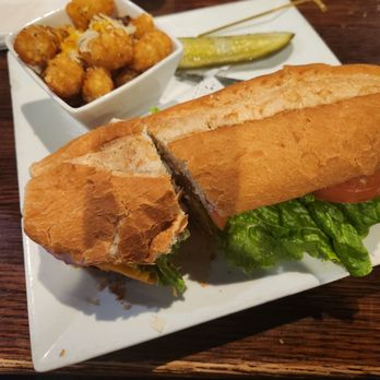 Flowing Tide Pub 1 - Fish sandwiche - Sports Bars Near Me - Reno, Nevada
