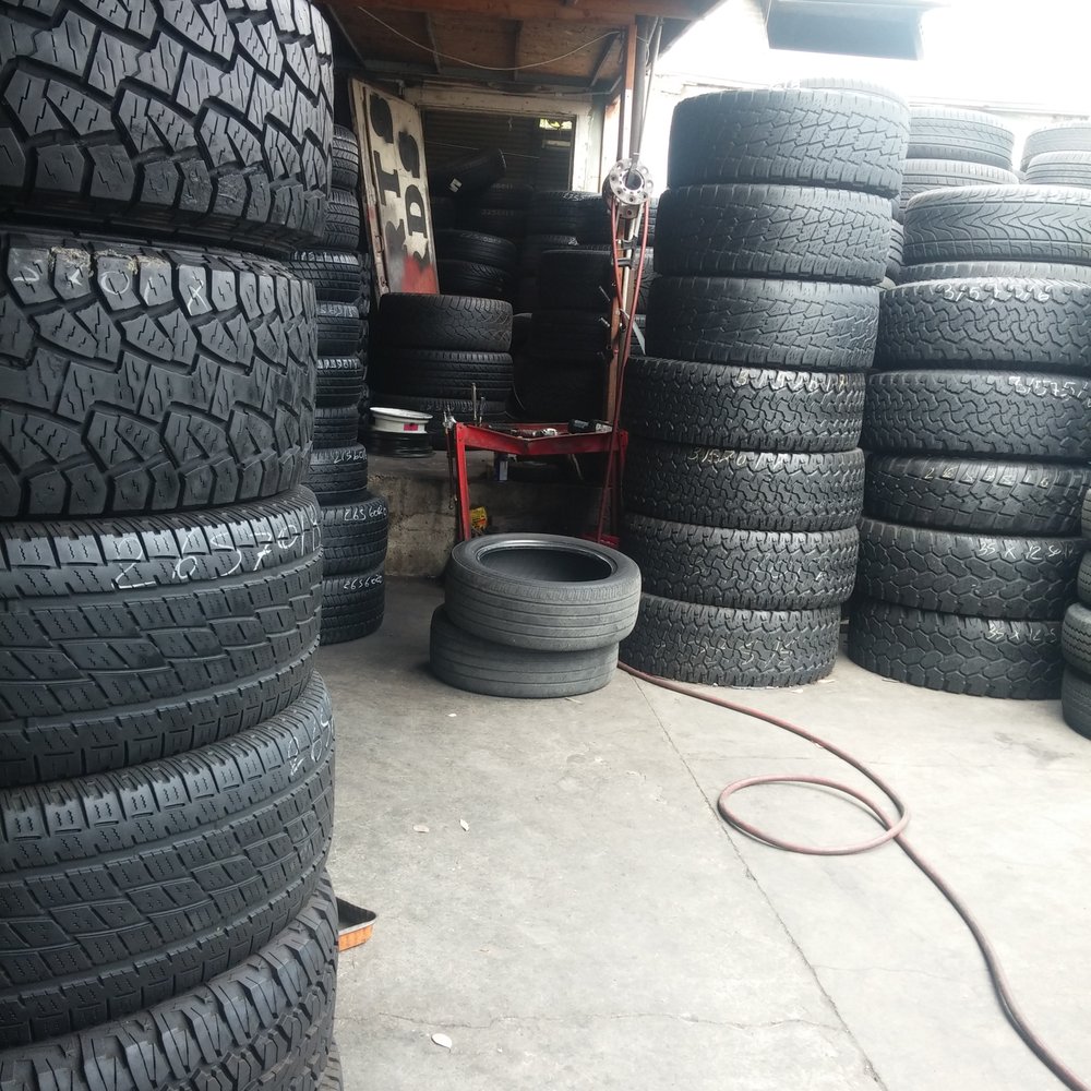 Llantera El Compadre Tire Shop - Tires Near Me - Vista, California Llantera El Compadre Tire Shop - Tires Near Me - Vista, California