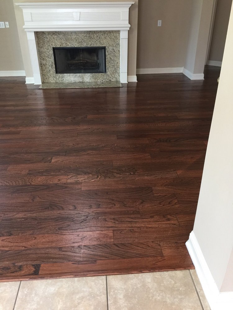 ROBERTS CARPET & FINE FLOORS 23235 Tomball Pkwy, Tomball, Texas