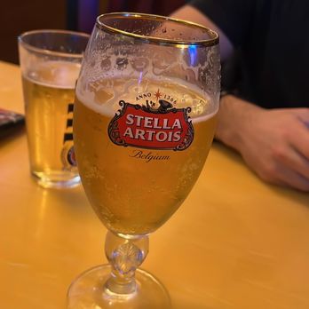 Hollywood Roadhouse - Stella on tap - Burgers Near Me - Antioch, Illinois Hollywood Roadhouse - Stella on tap - Burgers Near Me - Antioch, Illinois