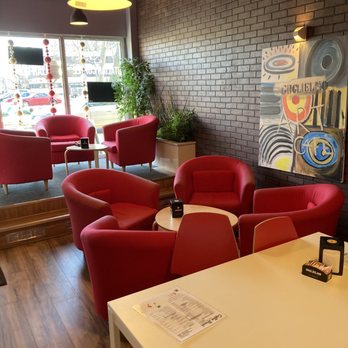 Coffee Break - Seating - Cafes Near Me - Hackensack, New Jersey