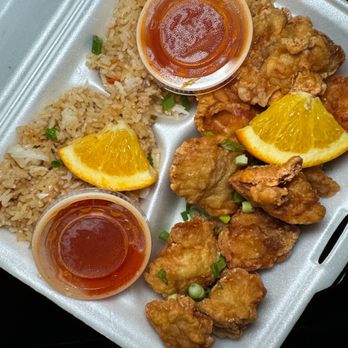 3 Little Pigs Chi - Chinese Near Me - Chicago, Illinois 3 Little Pigs Chi - Chinese Near Me - Chicago, Illinois