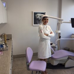 Ortoarte - Dra, Elaine in her clinic
