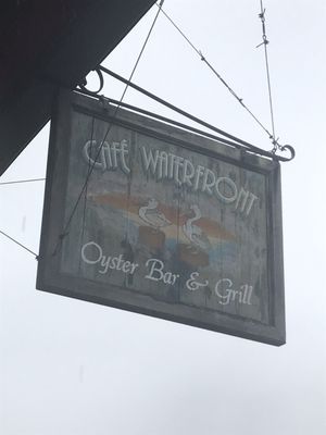 Café Waterfront by null