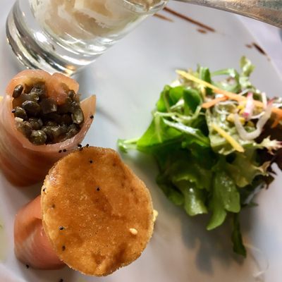 Restaurant La Tour by null