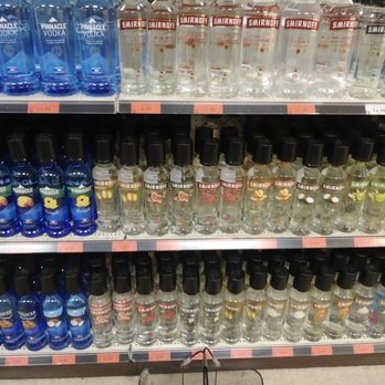Nick's Liqours - a shopping cart in a liquor store - Beer, Wine & Spirits Near Me - Hammond, Indiana
