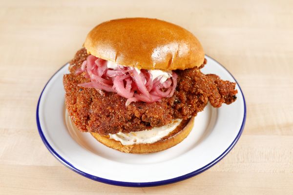 Hetchy's Hots Fried Chicken by null