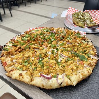 Curry On Pie - Pizza Near Me - Artesia, California