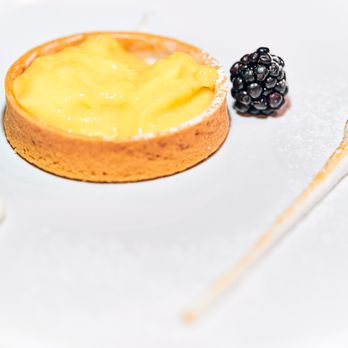 C Prime - DOV2017: Lemon Tart with Lemon Curd and Italian Meringue - Italian Near Me - Vancouver, British Columbia