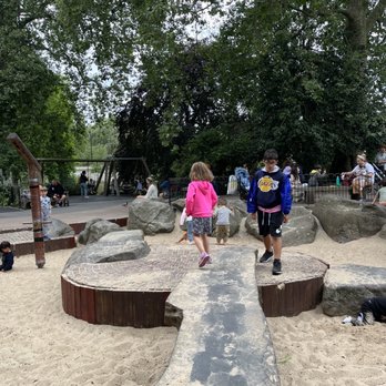 St. James’s Park - Parks Near Me - London, XGL