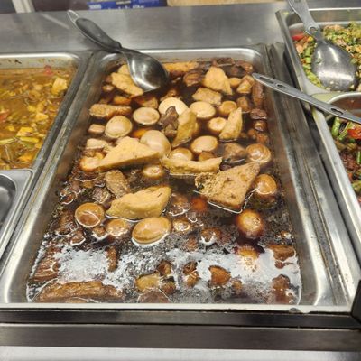 Hung Phat Grocery by null